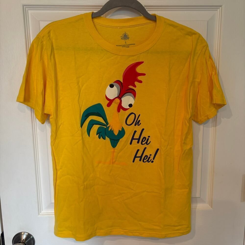 Disney Parks Hei Hei Moana Tee Yellow Large